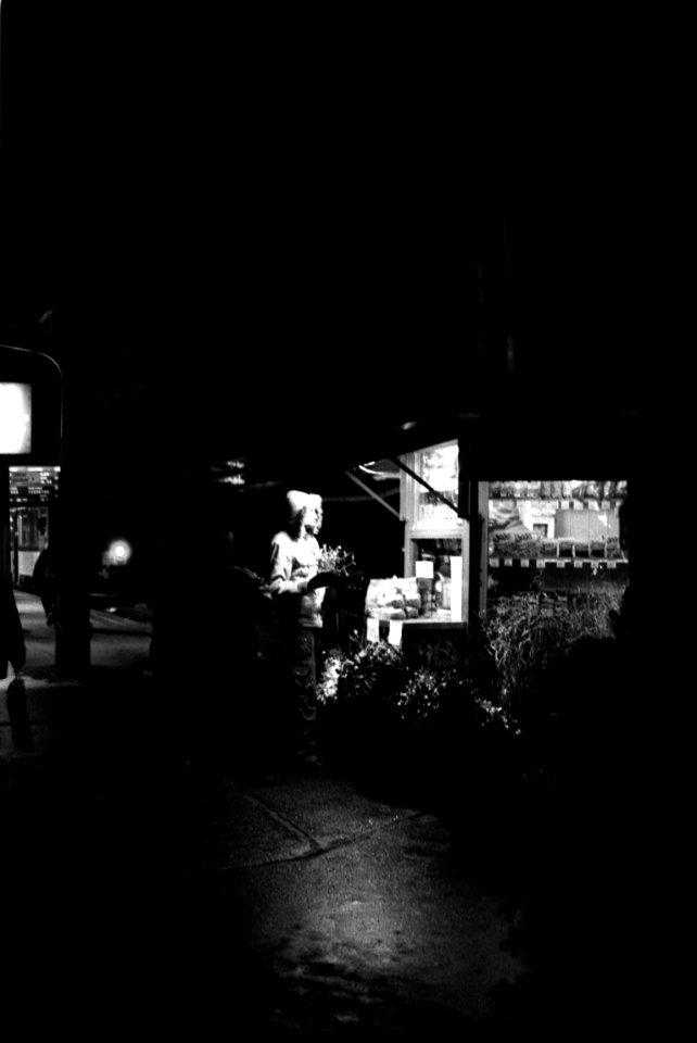 Canon Rebel XS - Stand at the Railway Station