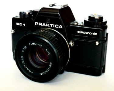 Praktica BC1 Electronic with Prakticar 1:1,8 f=50mm Lens