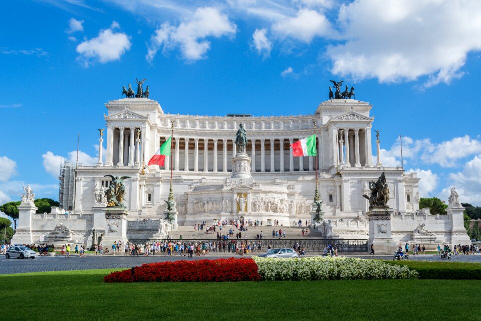 Monument to vittorio emanuele ii italy rome