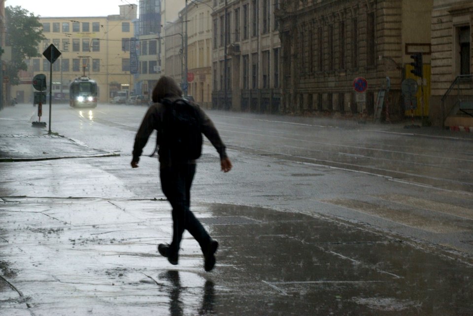 Sony Alpha A230 with Helios-44-2 - Pelting Rain on Hybešova Street 04