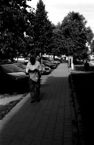 Canon EOS30 - New Scan - Walking Reader