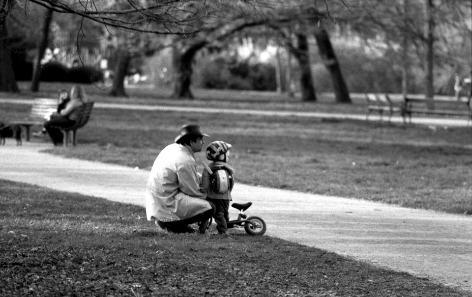 Praktica MTL 5 +  Helios 44-2 2/58 - Father with Son