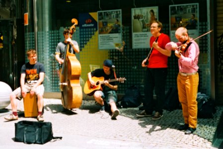 Praktica MTL 5 +  Helios 44-2 2/58 - Street Musicians