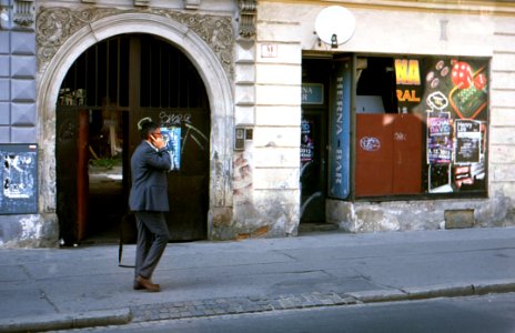 Praktica MTL3 + Helios 44-2 2/58 - Businessman on Cejl Street