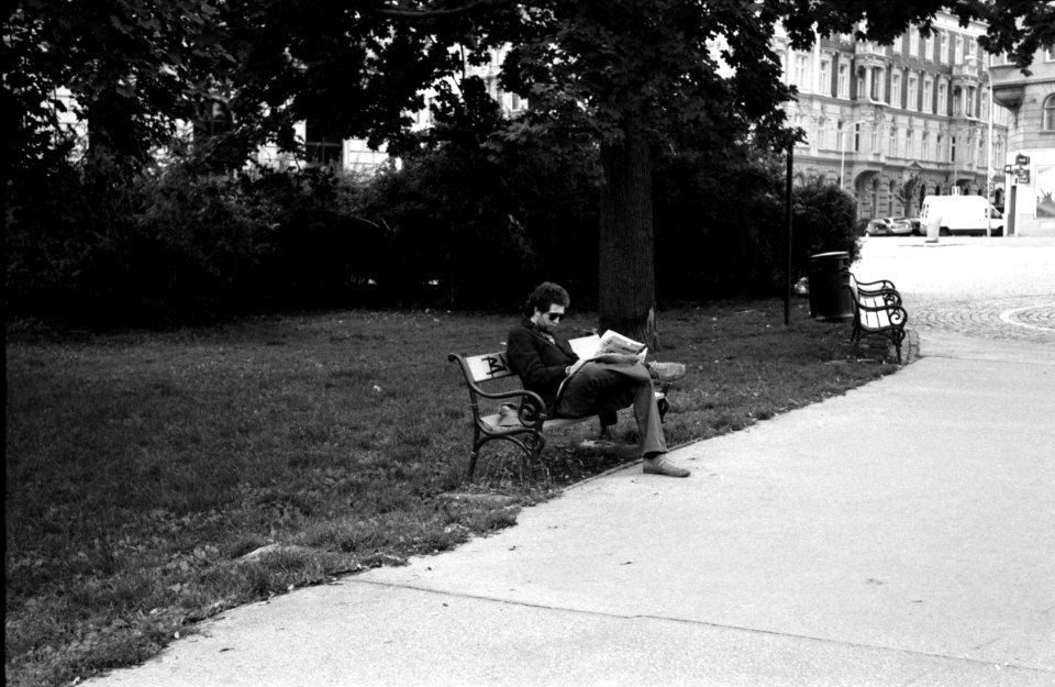 Kiev 4 - New Scan - Reader on the Bench