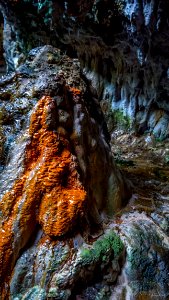 grotte fontaine petrifiante-2