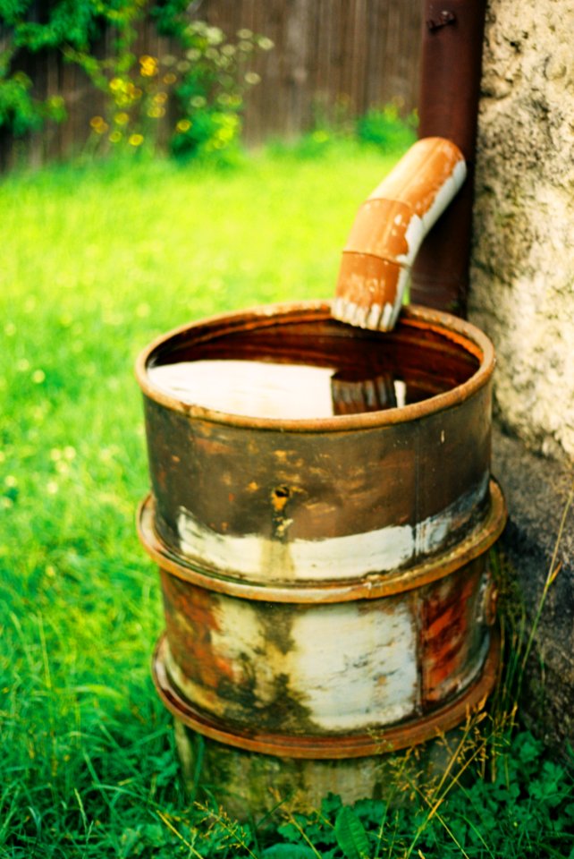 Canon EOS 30 - Water Barrel