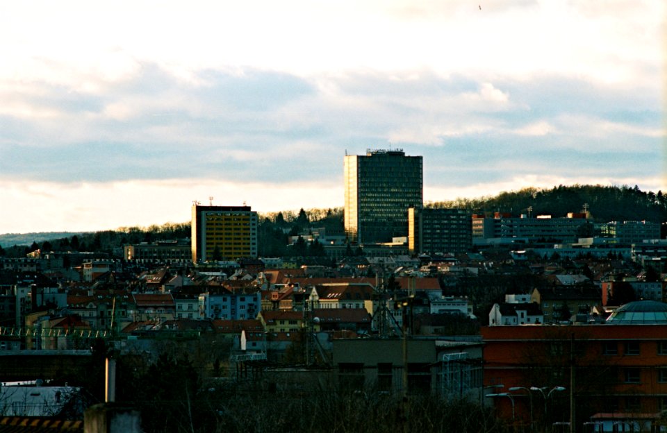Praktica FX 3 + Pentacon Electric 4/200 - Brno Scape from Lesná 1