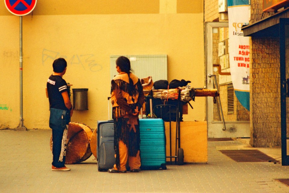 Praktica MTL 5 + Pentacon Electric 4/200 MC - Indians in the Centre of Brno