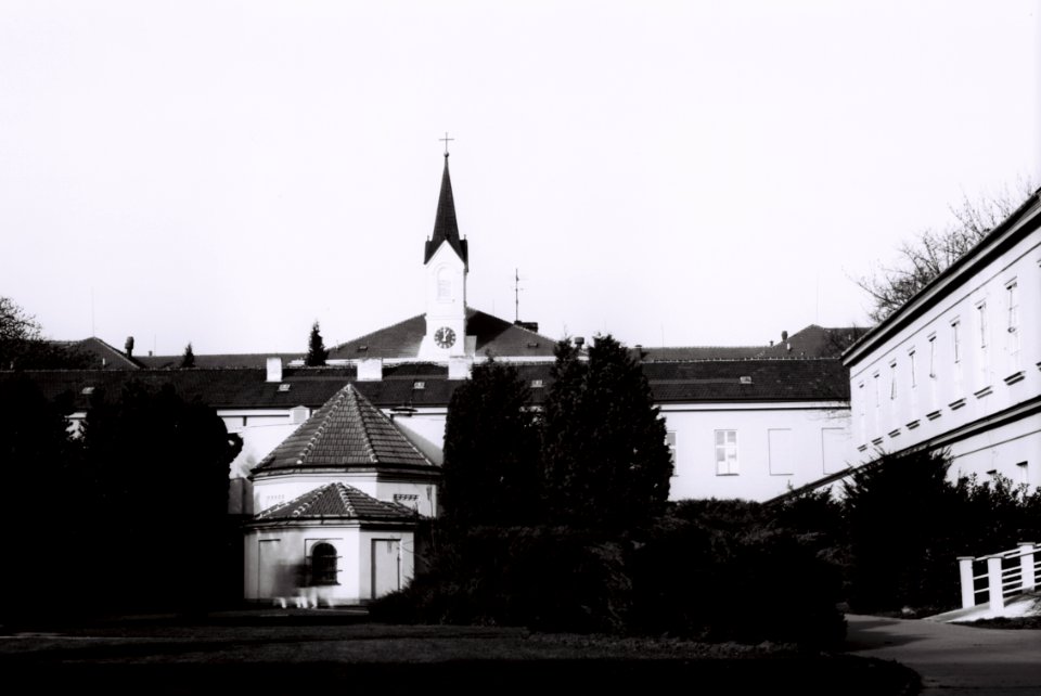 Canon EOS30 + ORWO DP3 film - Psychiatric Hospital Černovice - Other Side of Main Building with Chapel