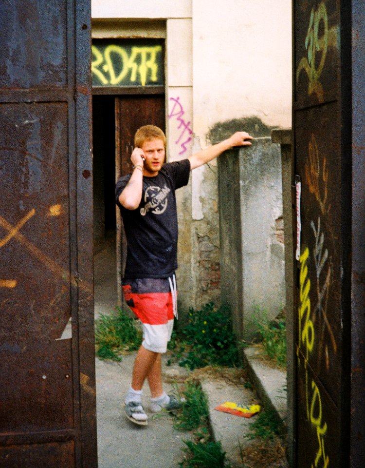 Elikon 35S - Man on the Phone in an Abandoned Place