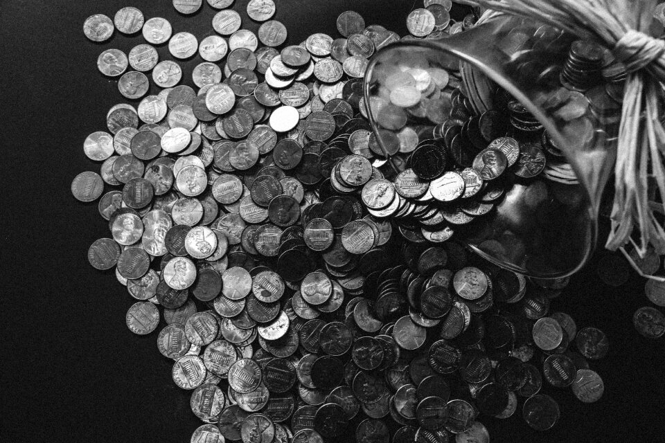 Currency cash finance