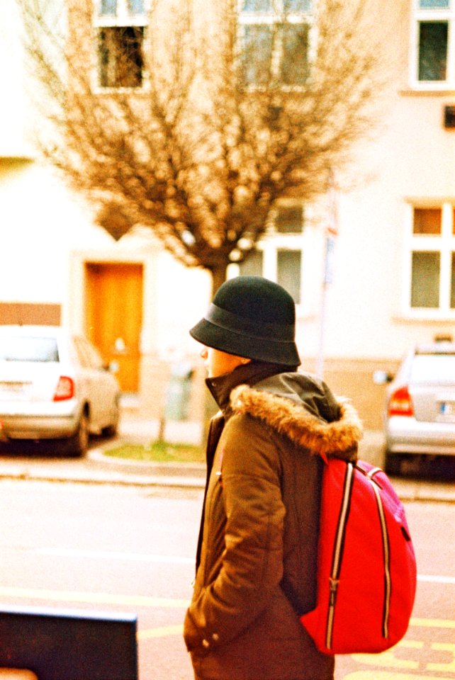 Praktica MTL 5 + Pentacon Electric 4/200 MC - Study in Brown