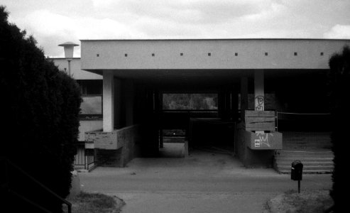 Elikon 35S - Abandoned Commercial Building