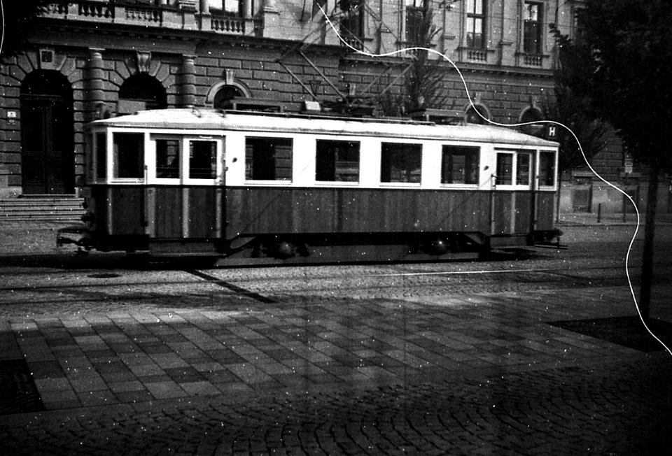 Chaika 3 - Historic Tram 1