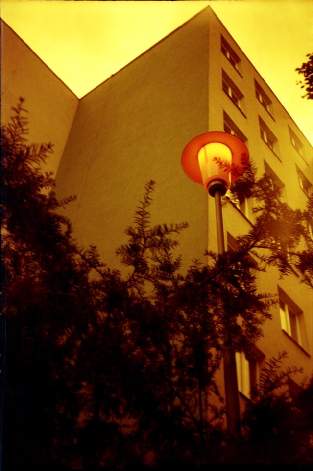 Smena 8M - Redscale - Lamp 2