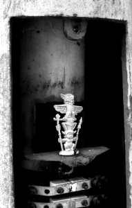 Ricoh TLS 401 with Helios 44-2 - Little Inhabitants of Abandoned Places 07