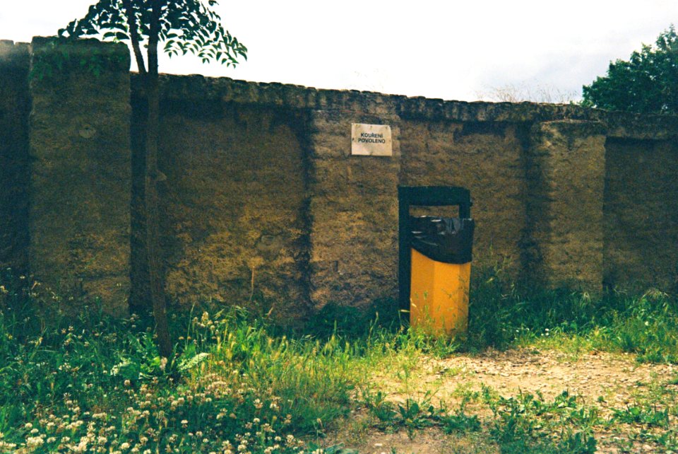 Kiev 4 + Jupiter-12 35/2,8 - Smoking Allowed (Psychiatric Hospital Černovice)
