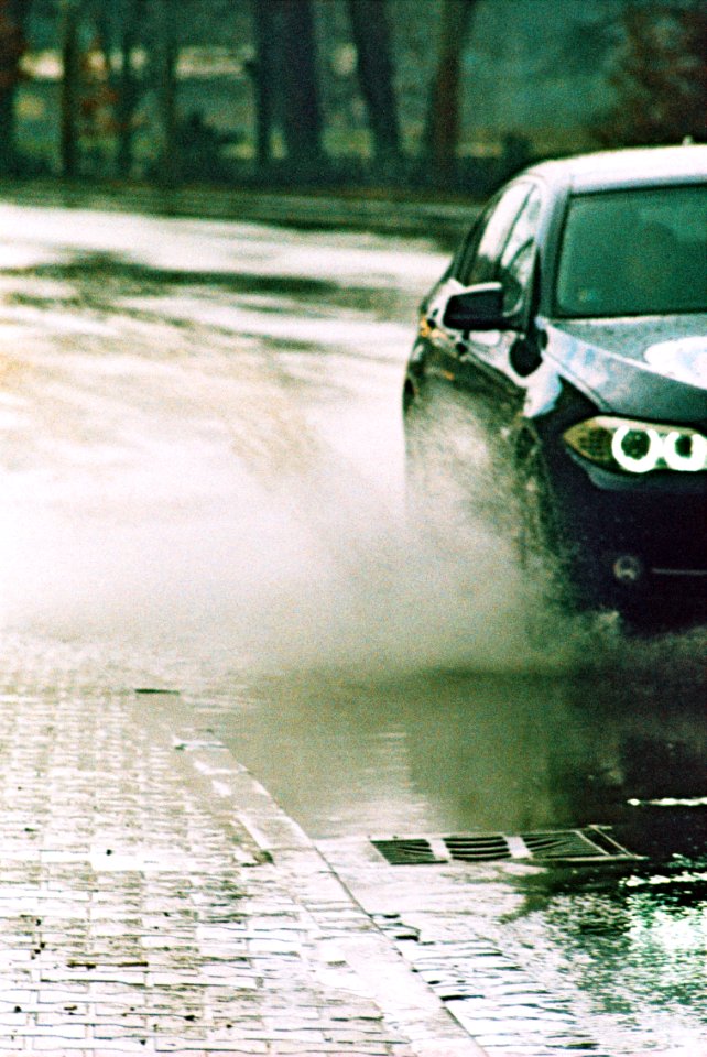 Praktica MTL 5 + Pentacon Electric 4/200 MC - Rainy Day