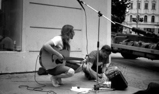Kiev 4 + Helios-103 - Another Street Musicians