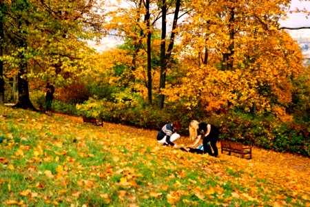 Minolta Hi-Matic G - Girls on Špilberk Hill