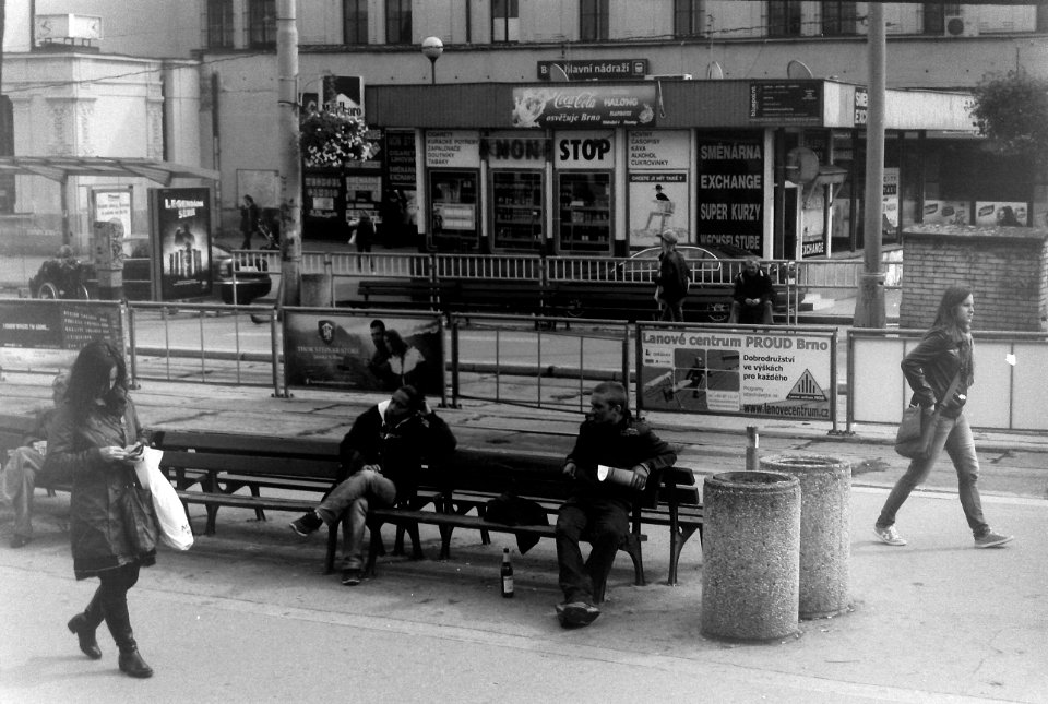 Kiev 4 - Typical Street Scene at Tram Stops in front of Main Railway Station 2