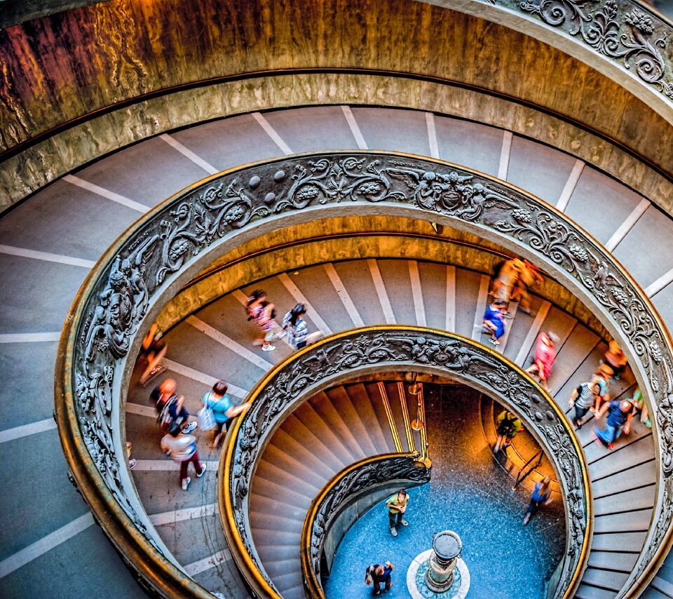 Circle vatican circular
