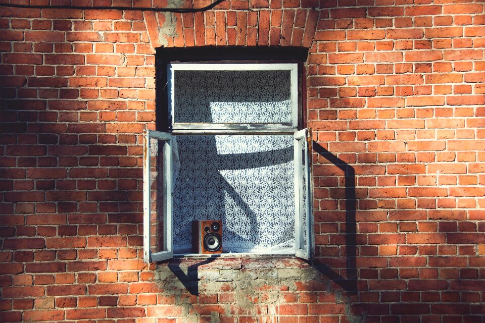 Window frame architecture