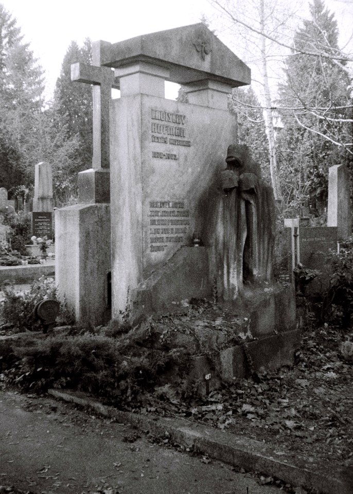 Chaika 3 - One of Mine Favourite Graves