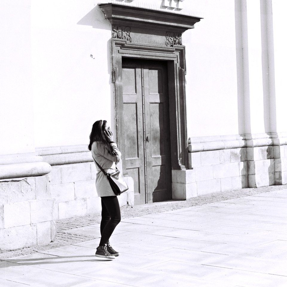 Zorki 4 + Industar-61 L/D - Young Woman next to the St. Thomas Church