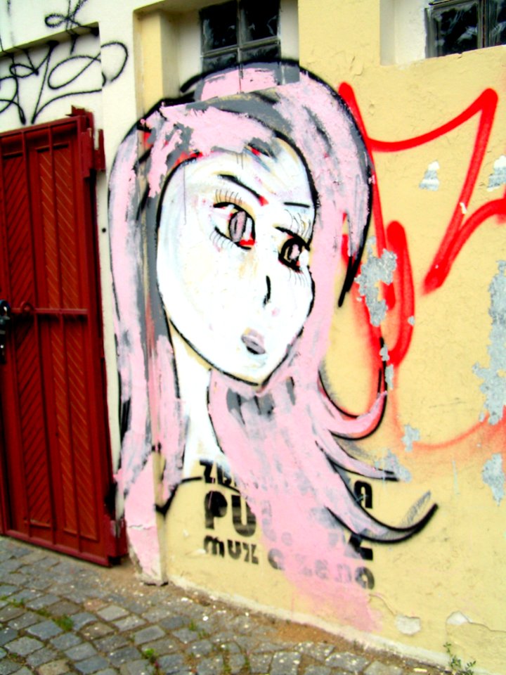 Brno Figural Grafitti Collection #02