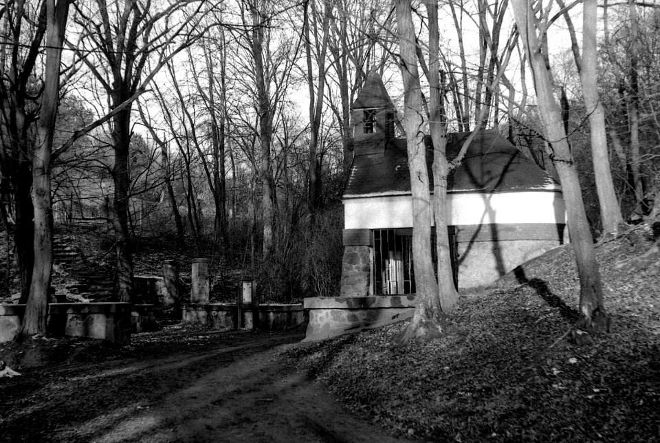Praktica MTL 5 + Edixa-Iscotar 1:2,8/50 - Chapel of At. Anthony in Brno-Lesná