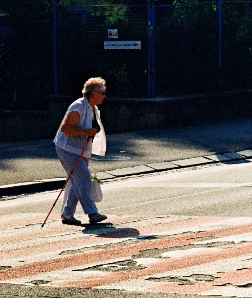 Kiev 4 + Jupiter-11 135/4 - Old Woman on Old Crosswalk