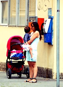 Madonna with Child next to the Labour Office 1 photo