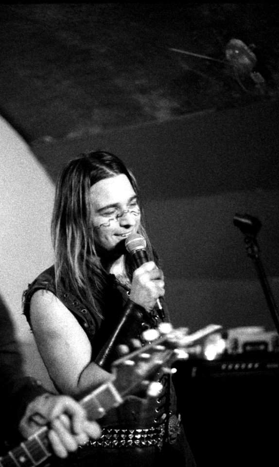 Canon EOS 30 - Punk Concert - Barbar Punk 7