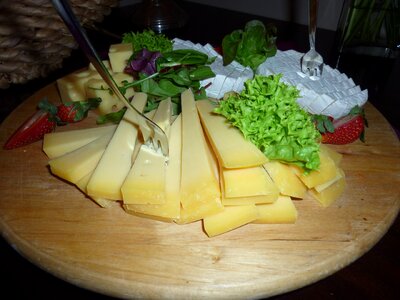 Eat hearty cheese locations
