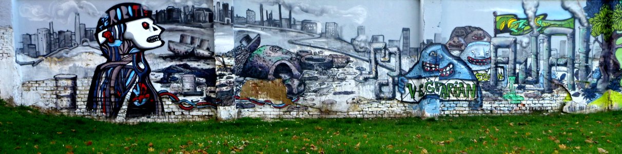 Graffiti - Little Park on Mendel's Square) 09