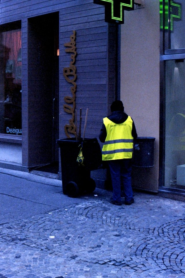 Zorki 4 + Industar-61 L/D - Street Sweeper
