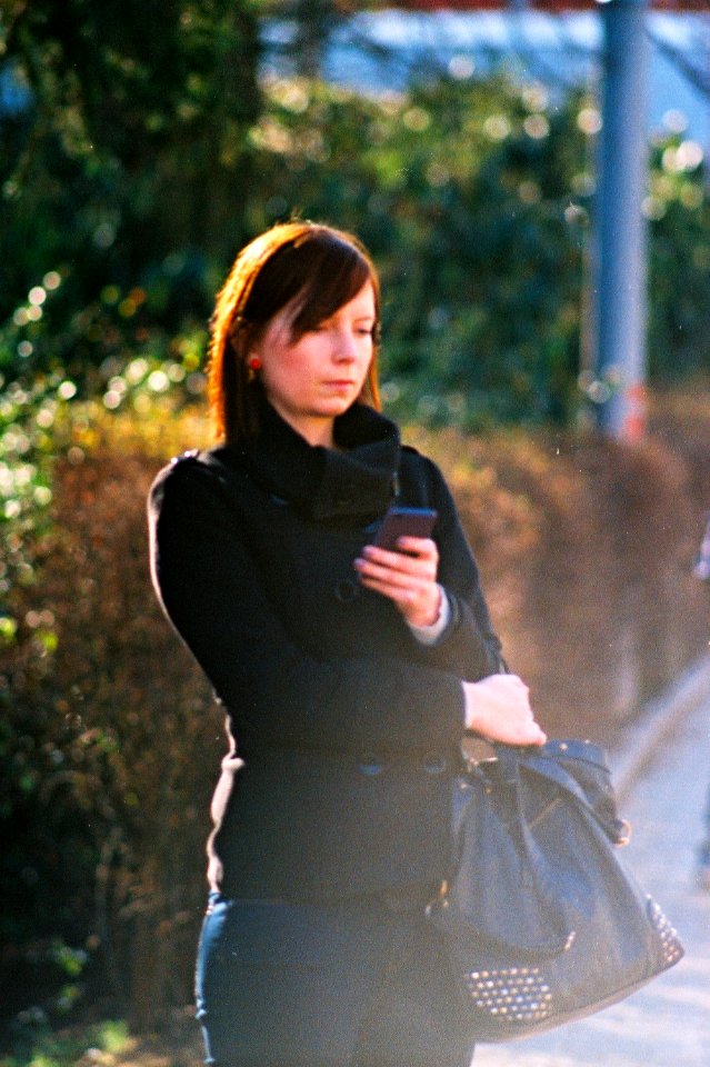 Praktica MTL 5 + Pentacon Electric 4/200 MC - Enlightened Young Woman