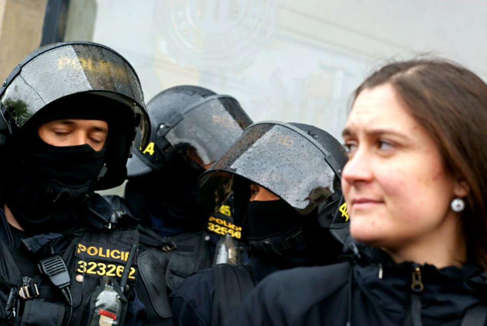 Sony Alpha A230 with Helios-44-2 - Blockade of Neonazi March - Part 6: Under Pressure 01