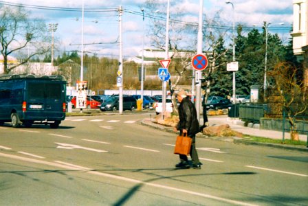 Pentax Espio 170SL - Old Man Crossing the Street 1 photo