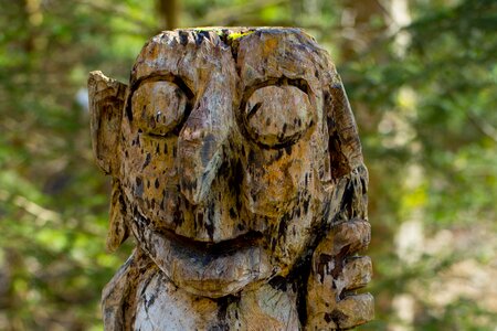 Look holzfigur carving