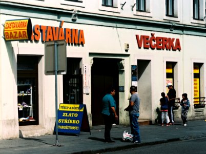 Pentacon Six + MC Biometar 2,8/120 - Cejl Street Scene