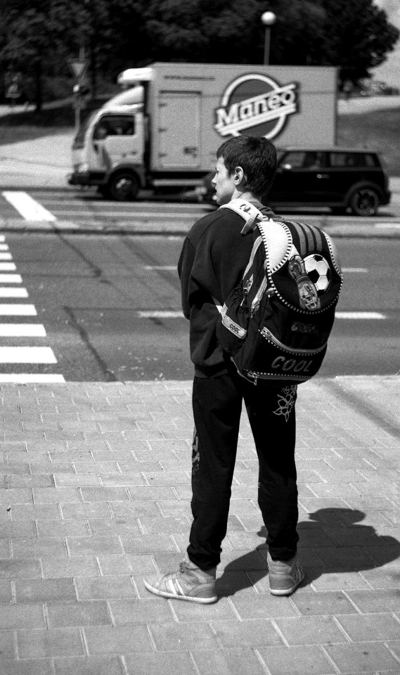 Praktica MTL 5 + Helios 44-2 2/58 - Cool Boy Waiting for a Trolley-Bus