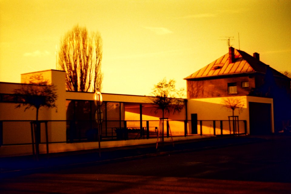 Praktica BC1 - Redscale - Villa Tugendhat 2