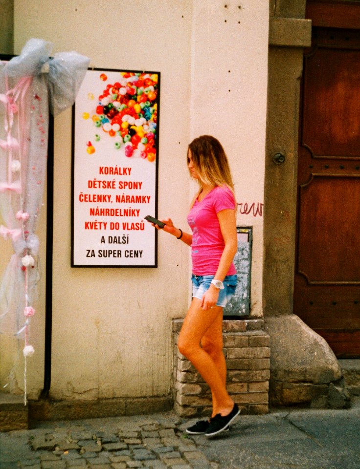 Praktica MTL 5 +  Helios 44-2 2/58 - Girl with a Phone