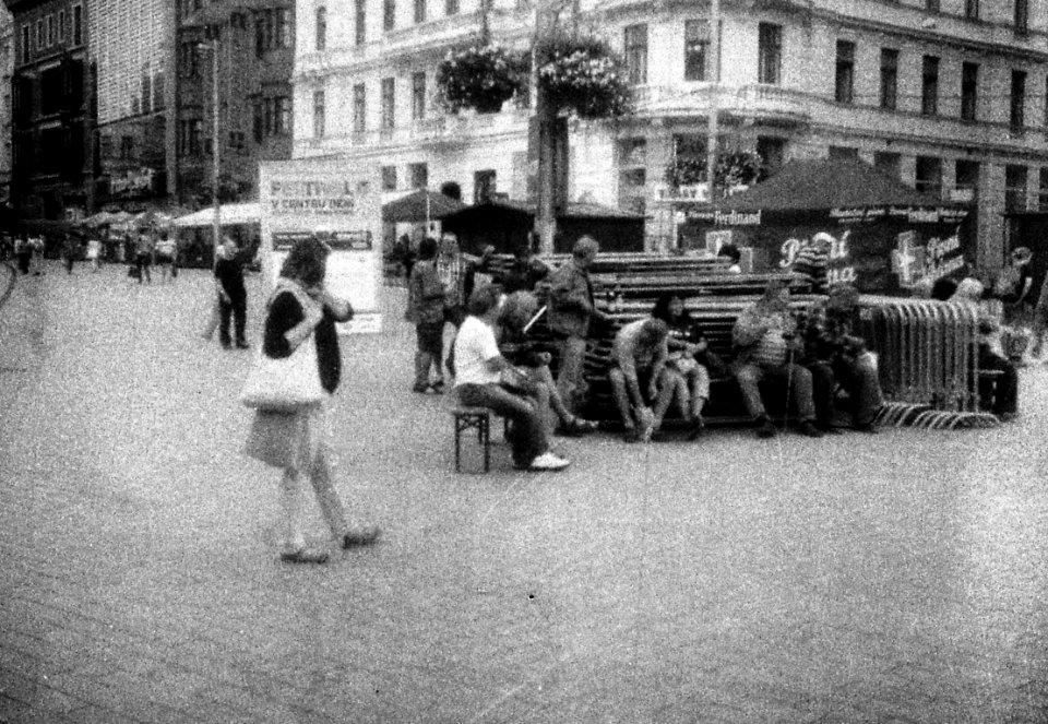 Penti - Liberty Square Scene 2