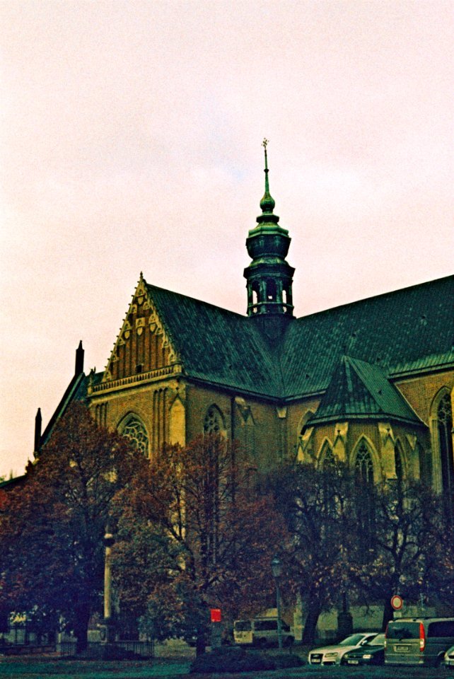 Canon EOS 30 - Crossbird Film - Basilica of Assumption of Mary in Brno