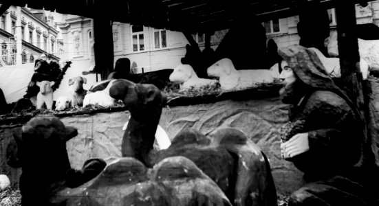 Zeiss Ikon Box Tengor - Nativity scene on Liberty Square