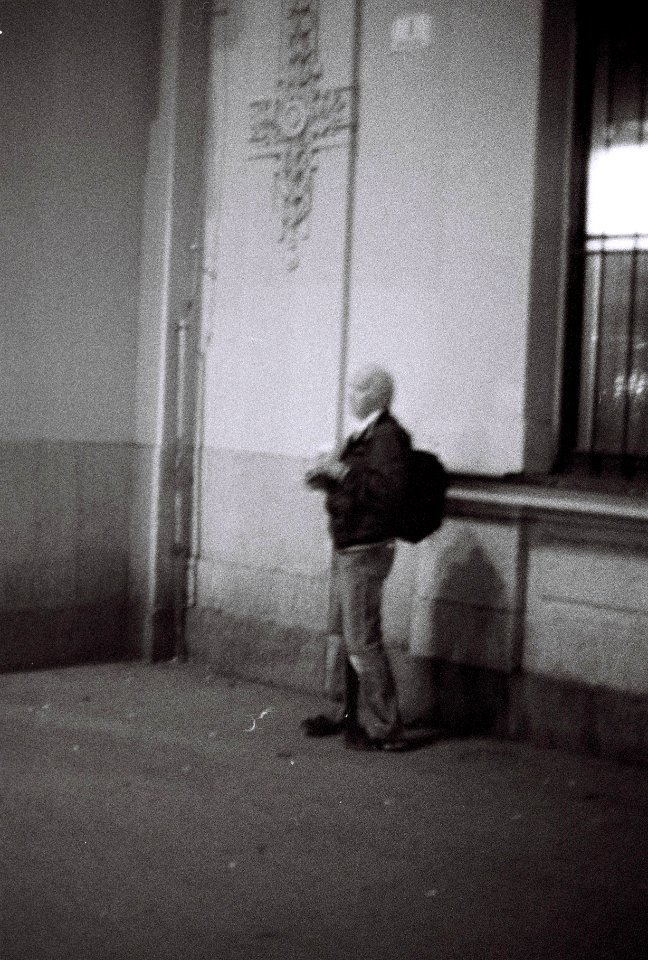 Canon EOS30 - Man in front of Railway Station